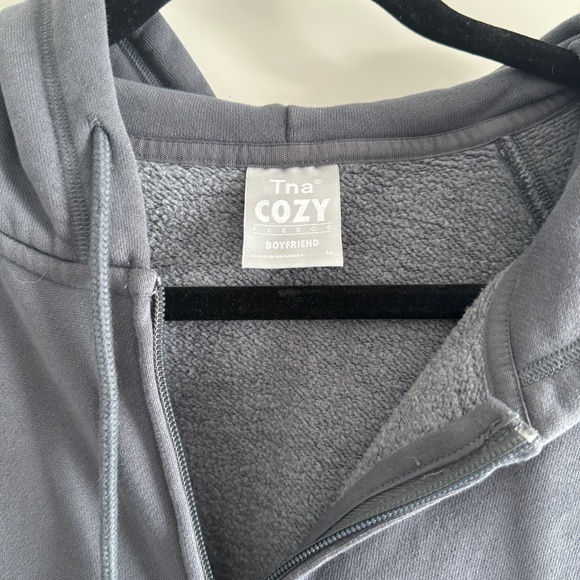 TNA Boyfriend Sleeveless Hoodie - Picture 2 of 3